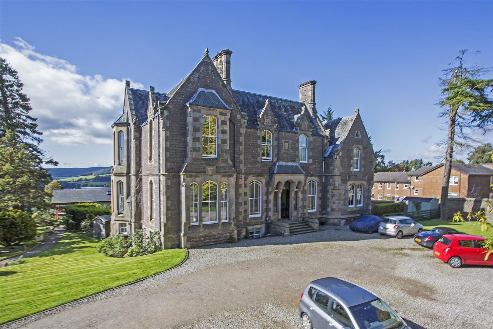 2 Bedroom Flat For Sale in Crieff Next Home Online